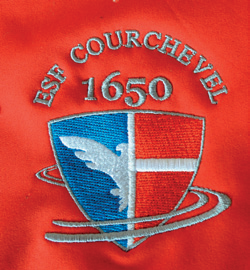 Logo brodé sur veste softshell - Rendu final