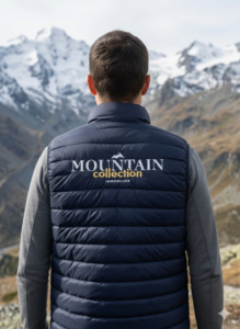 Détail broderie logo sur veste sans manche par SMTK Montmélian